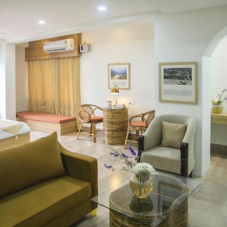 Hotel Lake Shilloi Dimapur Luaran gambar